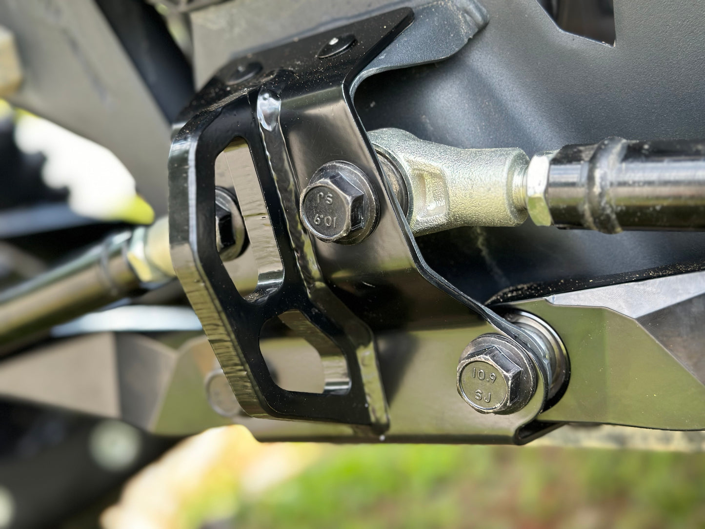 Dirt Monkey Performance Maverick R Pull Plate Can-Am