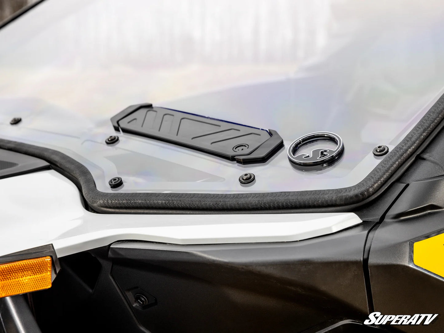 Can-Am Maverick R Vented Full Windshield