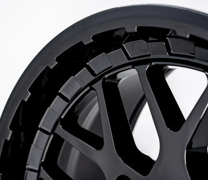 Valor V03 UTV Wheel Gloss Black